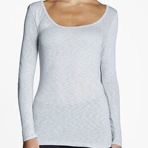 Fabletics Classic Scoop Neck Long Sleeved Tee size Large
